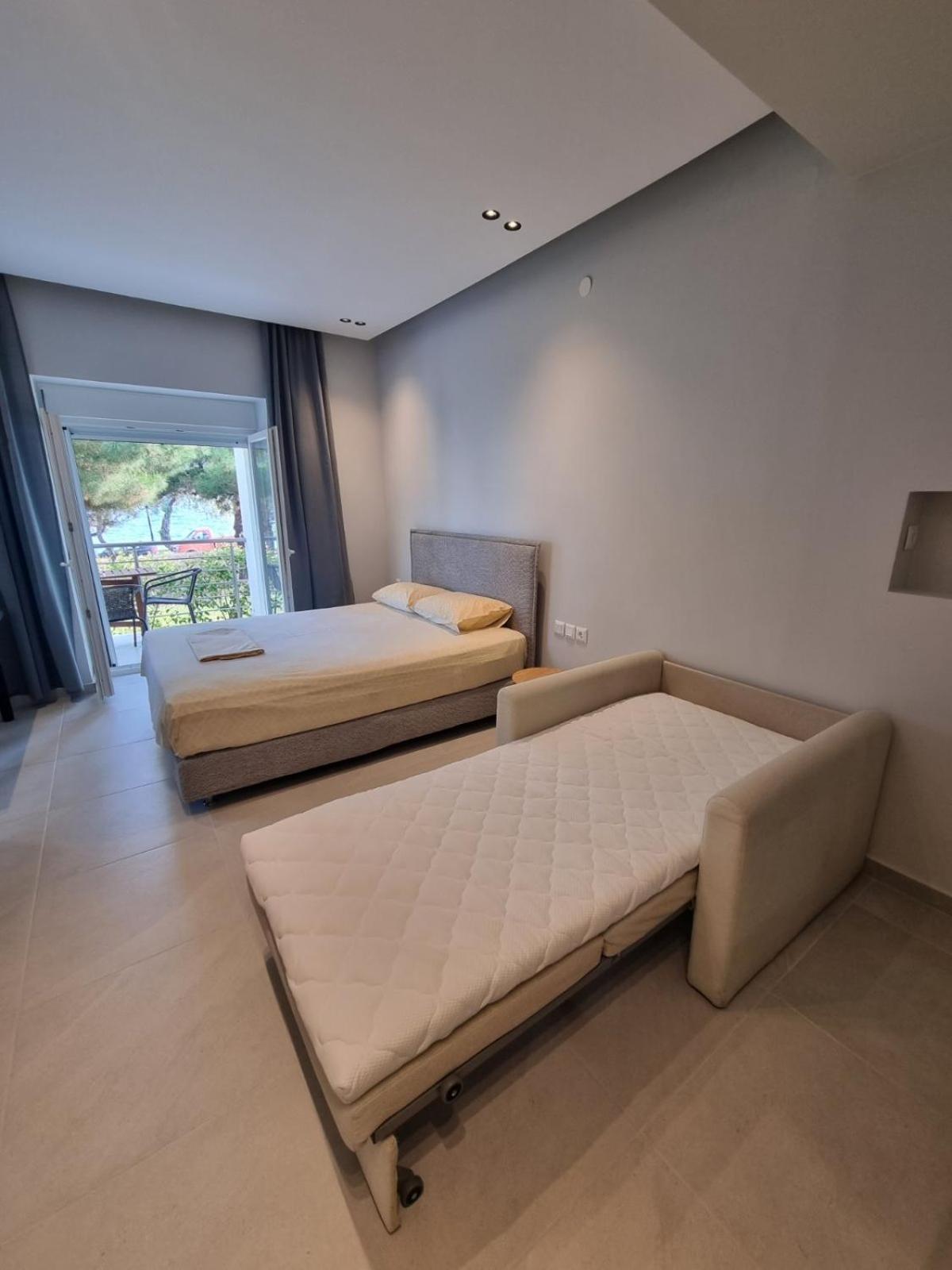 Estrella Rooms Nea Kallikrateia Room photo