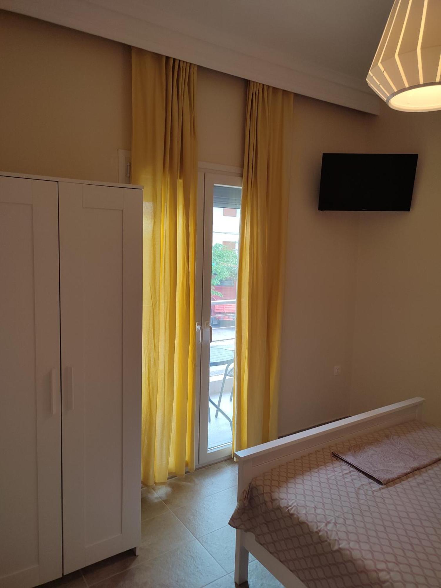 Estrella Rooms Nea Kallikrateia Room photo